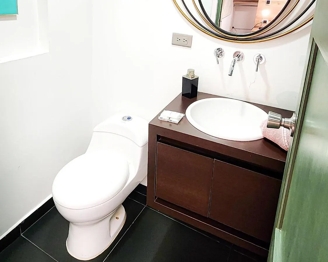 麦德林Manila House With Jacuzzi别墅 0*, 麦德林 哥伦比亚