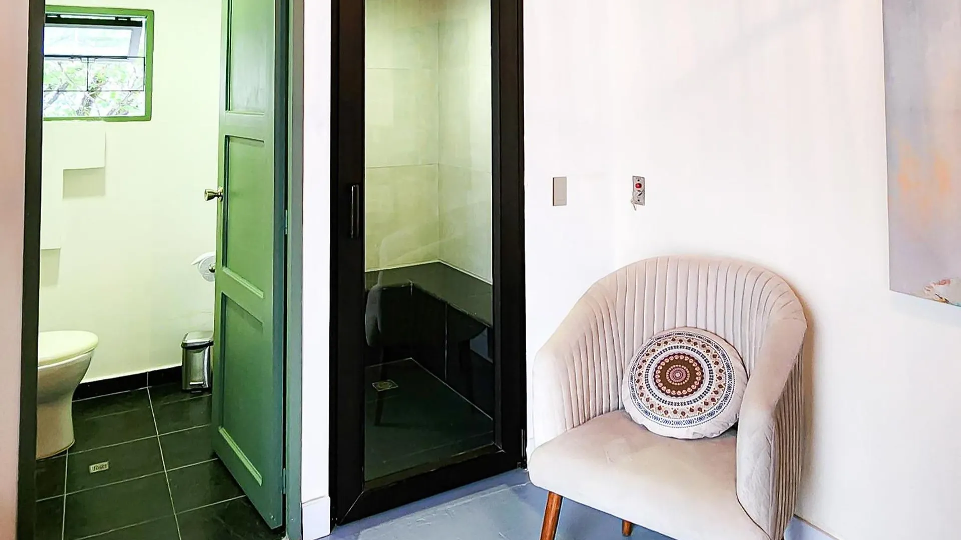 فيلا Manila House With Jacuzzi ميديلين